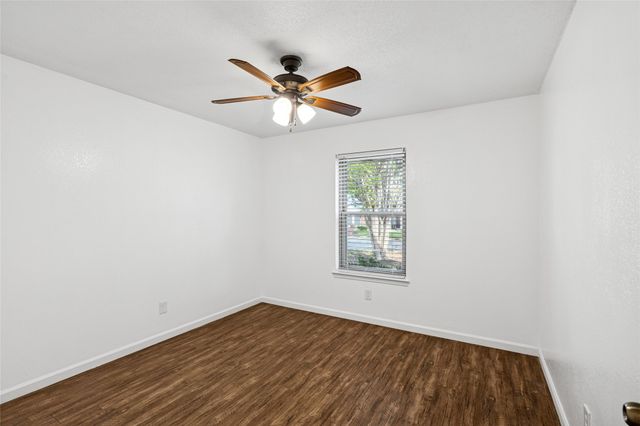 6402 Rockland Drive, Arlington, TX 76016