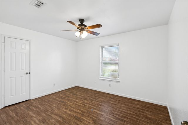 6402 Rockland Drive, Arlington, TX 76016