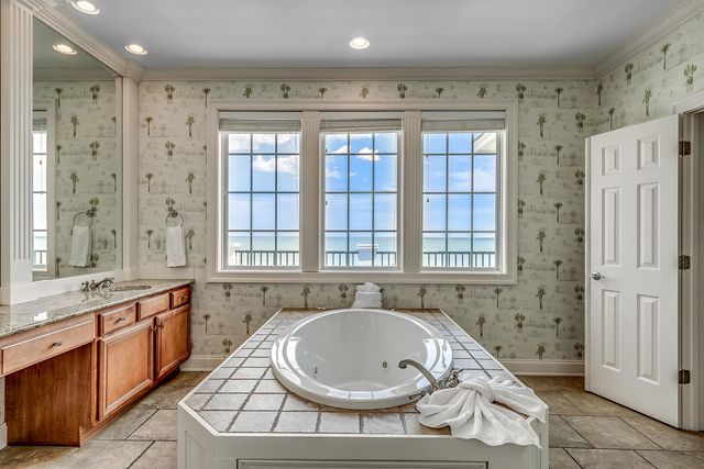 4905 S Ocean Blvd., Myrtle Beach, SC 29575