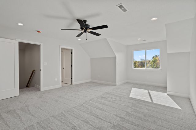 2801 EASLEY CABIN CIR, Columbia, MO 65201