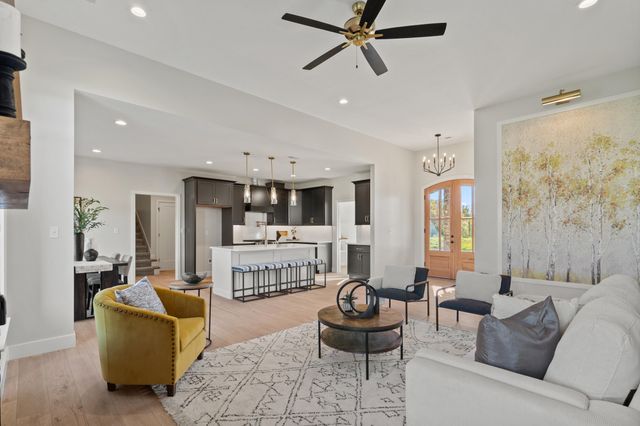 2801 EASLEY CABIN CIR, Columbia, MO 65201