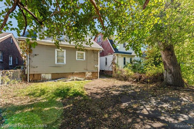 19953 Greeley Street, Highland Park, MI 48203