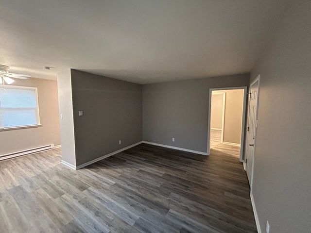 8943 N 300 W, Lake Village, IN 46349