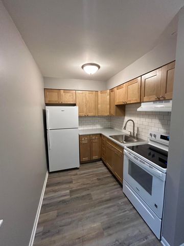 8943 N 300 W, Lake Village, IN 46349