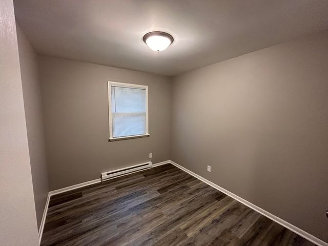 8943 N 300 W, Lake Village, IN 46349