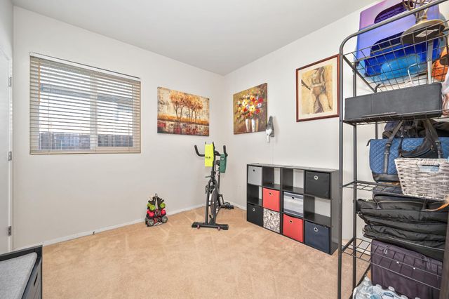 9158 Rose Parade Way, Sacramento, CA 95826