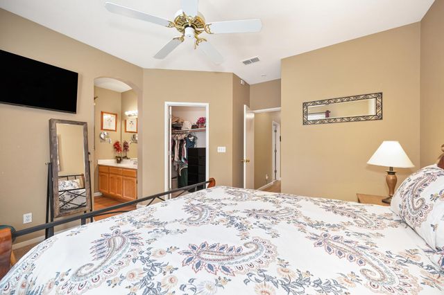 9158 Rose Parade Way, Sacramento, CA 95826