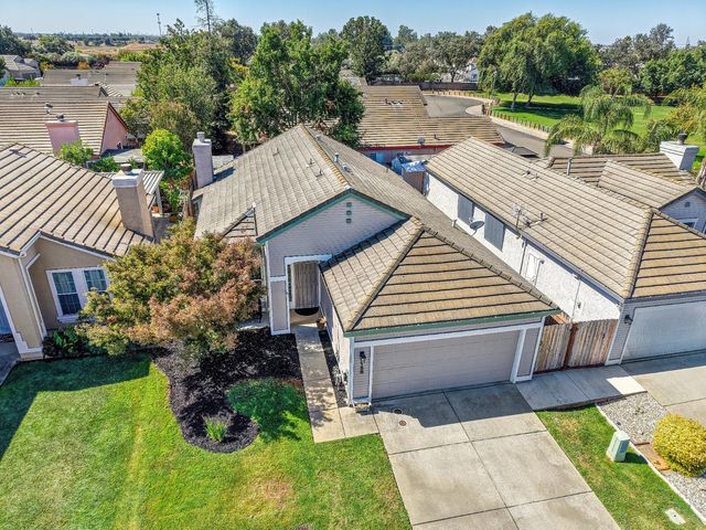 9158 Rose Parade Way, Sacramento, CA 95826