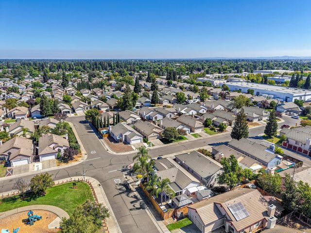9158 Rose Parade Way, Sacramento, CA 95826