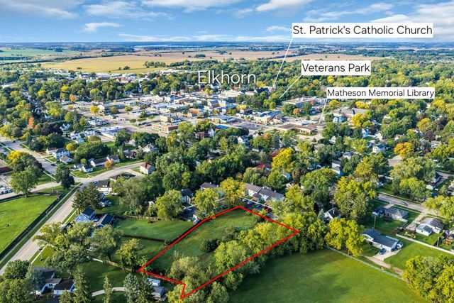 216 E JEFFERSON STREET, Elkhorn, WI 53121