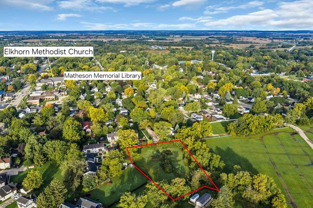 216 E JEFFERSON STREET, Elkhorn, WI 53121