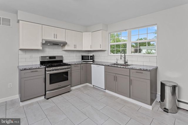 3438 E STATE STREET EXT, Hamilton, NJ 08619