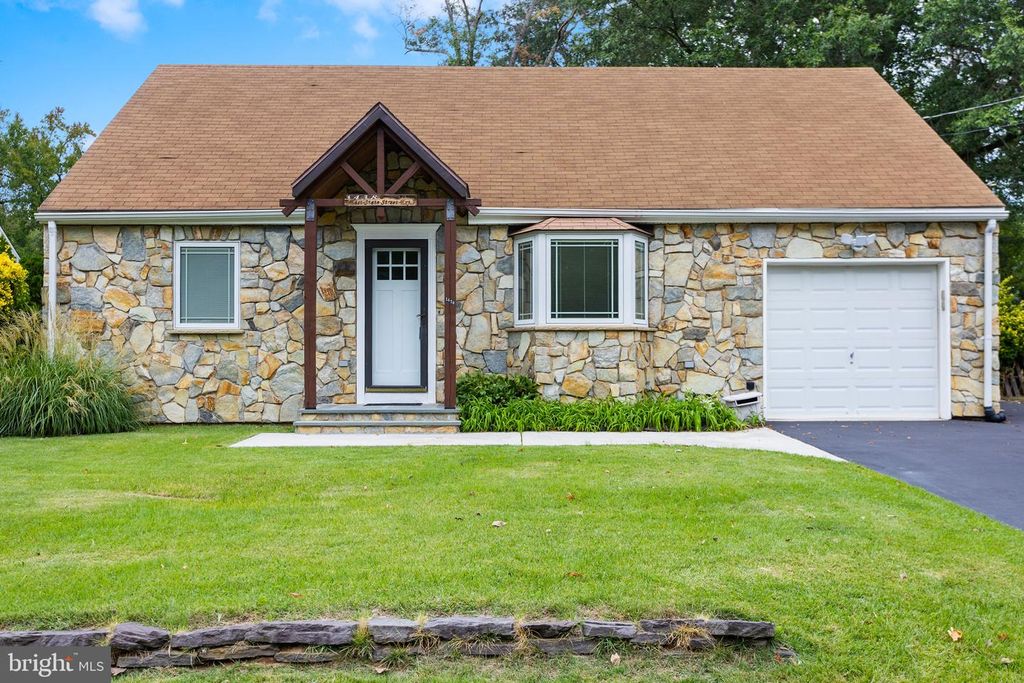 3438 E STATE STREET EXT, Hamilton, NJ 08619