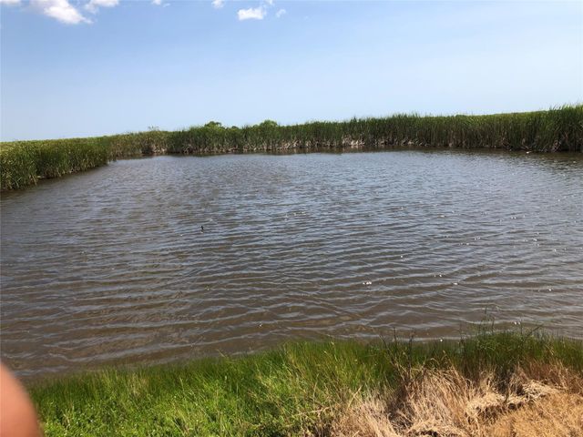 00 Cr-595, Angleton, TX 77515