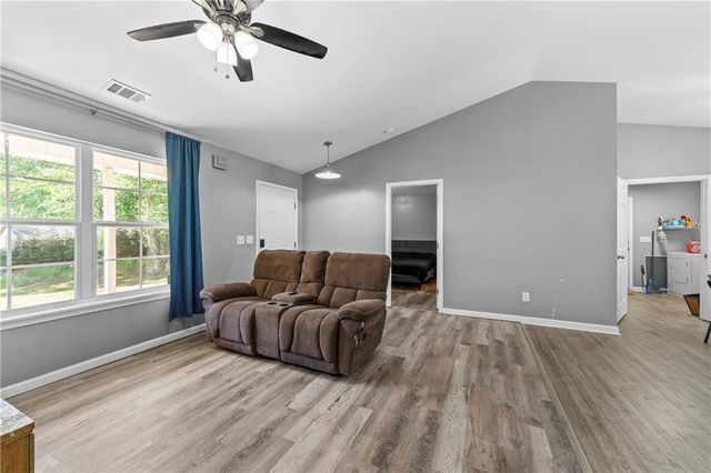 284 Moss Road, Dawsonville, GA 30534