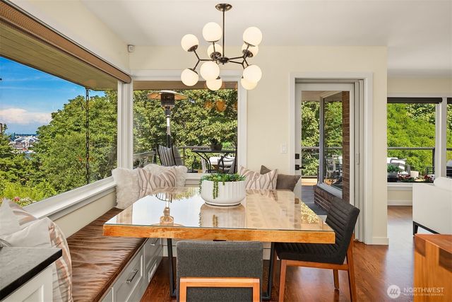 3218 36th Avenue SW, Seattle, WA 98126