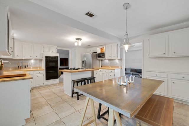 3004 Foxboro Drive, Richardson, TX 75082