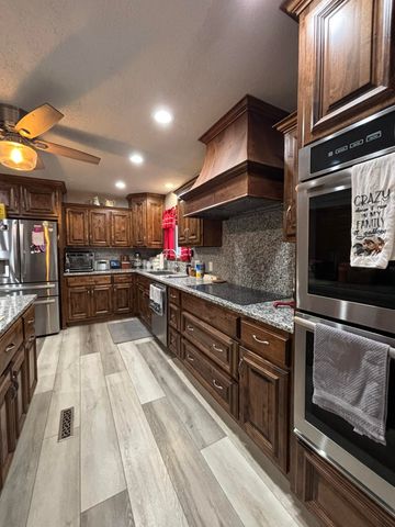 3705 Rustwood Road, Joplin, MO 64801