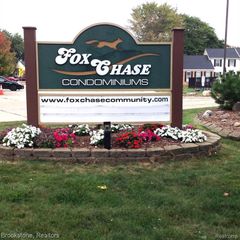 37439 Charter Oaks Boulevard 114, Clinton Township, MI 48036