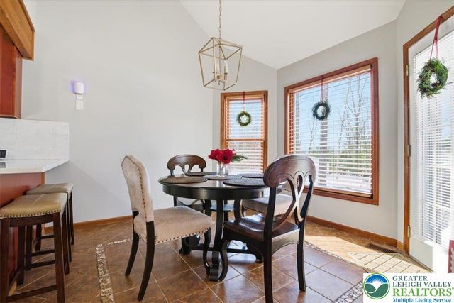 161 Escoll Drive, East Stroudsburg, PA 18301