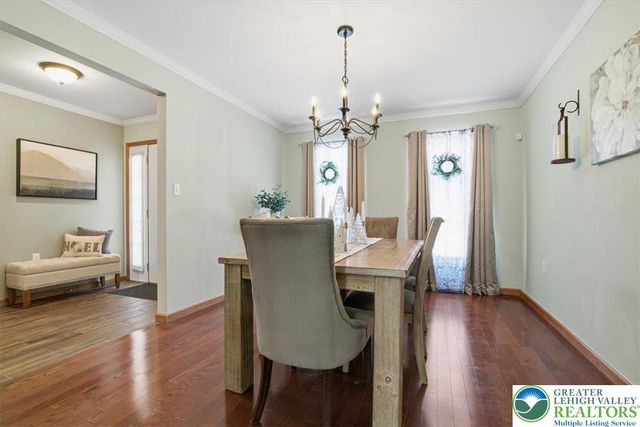 161 Escoll Drive, East Stroudsburg, PA 18301