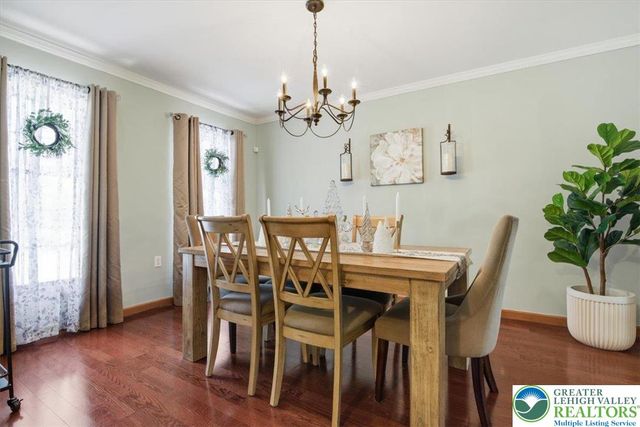 161 Escoll Drive, East Stroudsburg, PA 18301