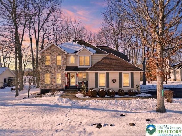 161 Escoll Drive, East Stroudsburg, PA 18301