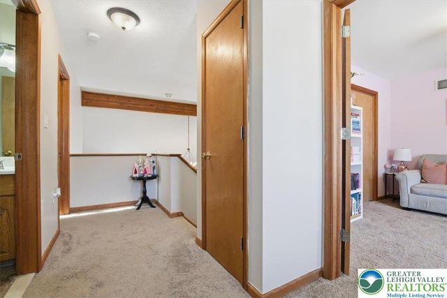 161 Escoll Drive, East Stroudsburg, PA 18301