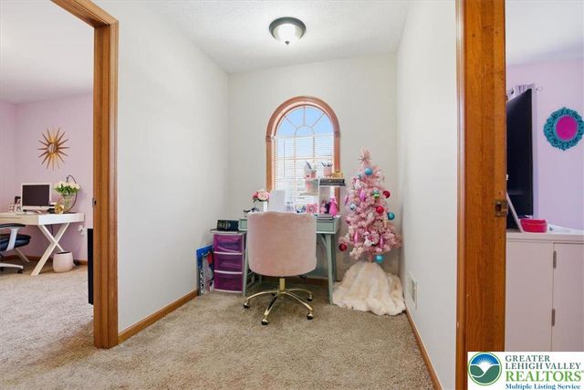 161 Escoll Drive, East Stroudsburg, PA 18301