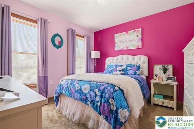 161 Escoll Drive, East Stroudsburg, PA 18301