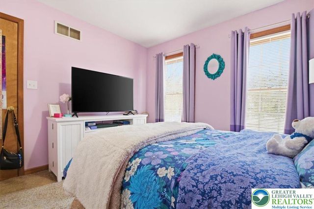 161 Escoll Drive, East Stroudsburg, PA 18301