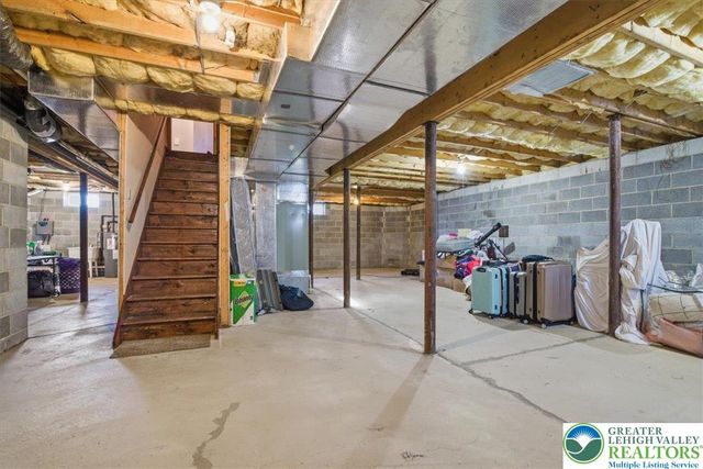 161 Escoll Drive, East Stroudsburg, PA 18301