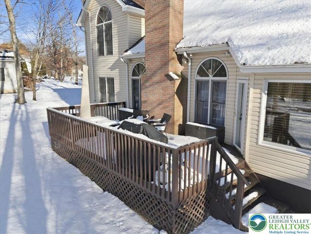 161 Escoll Drive, East Stroudsburg, PA 18301