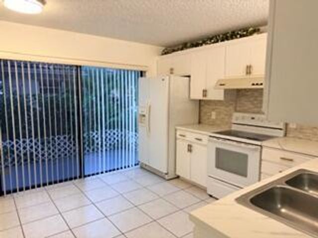 7473 Champagne Place, Boca Raton, FL 33433