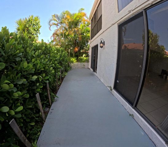 7473 Champagne Place, Boca Raton, FL 33433