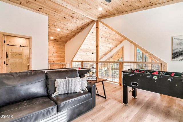 3138 Stepping Stone Drive, Sevierville, TN 37862