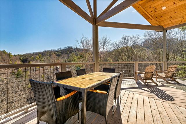 3138 Stepping Stone Drive, Sevierville, TN 37862