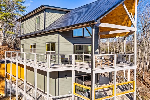 3138 Stepping Stone Drive, Sevierville, TN 37862