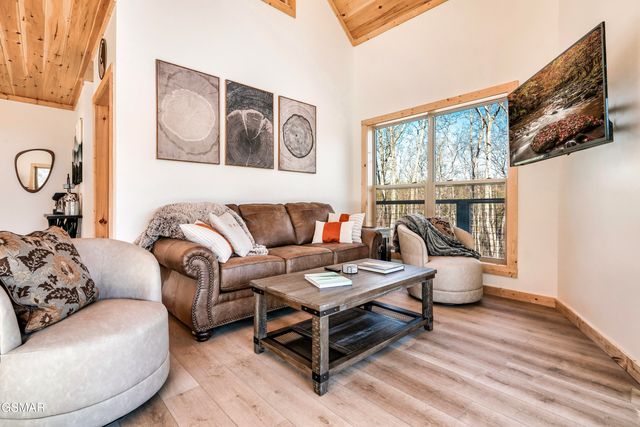 3138 Stepping Stone Drive, Sevierville, TN 37862