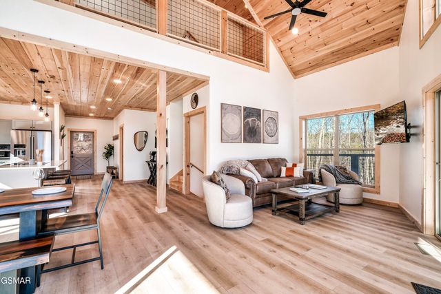 3138 Stepping Stone Drive, Sevierville, TN 37862