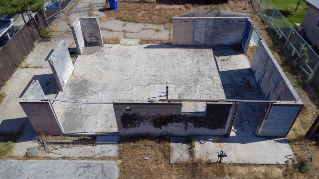 125 Hedstrom Rd, Turlock, CA 95382