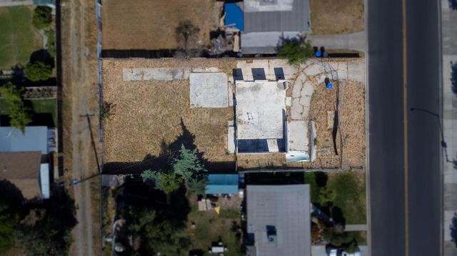 125 Hedstrom Rd, Turlock, CA 95382