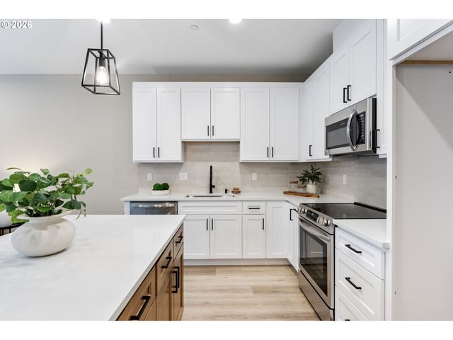 10109 Se 72ND Ave, Milwaukie, OR 97222