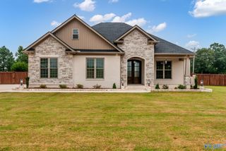 24957 Windward Drive, Athens, AL 35613