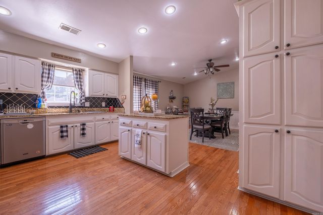 151 Hardester Drive, Cabot, AR 72023