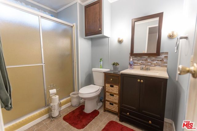 2755 Arrow Highway Highway 111, La Verne, CA 91750