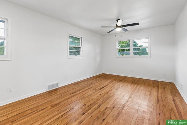 1911 S 48 Avenue, Omaha, NE 68106