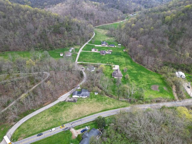 2008 Bear Creek Road, West Hamlin, WV 25571