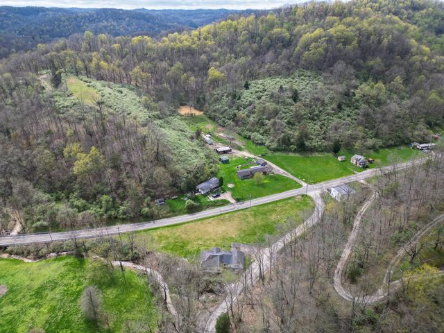 2008 Bear Creek Road, West Hamlin, WV 25571