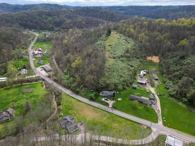 2008 Bear Creek Road, West Hamlin, WV 25571
